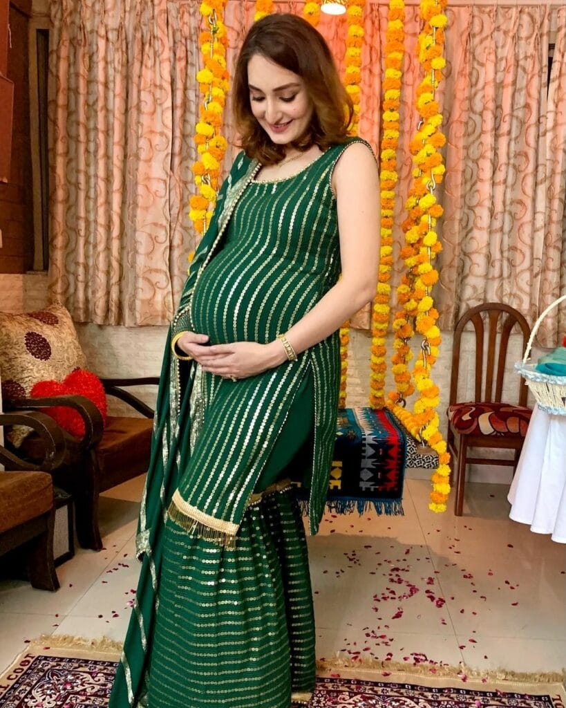 godh bharai baby shower sari